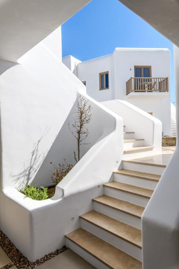 Camarades Mykonos Ano Mera